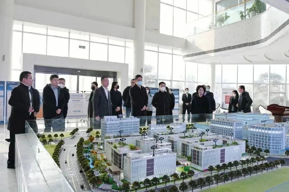 山西省財政廳副廳長安曉飛一行蒞臨園區觀摩專項債發行和使用情況